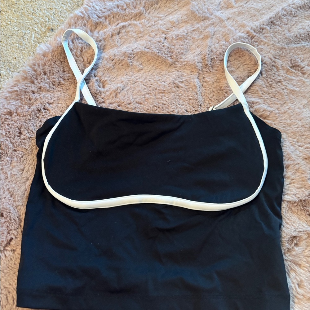 Hollister workout top